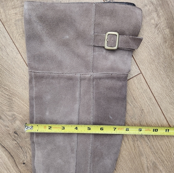 Over The Knee Suede Boots. - Picture 3 of 6